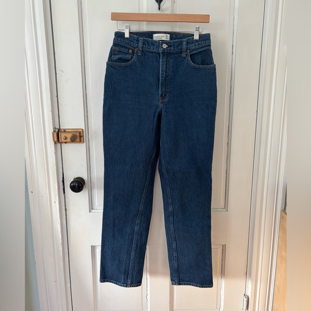 Abercrombie Curve Love 90s Straight Ultra High Rise Jeans